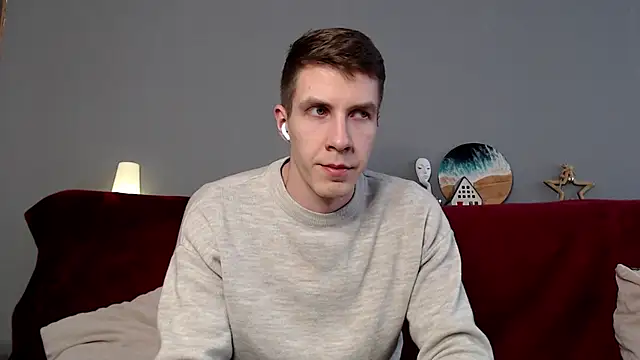 Snapshot of Chris_Brien chatting on February 16, 12:43 pm Chris Brien online show from February 16, 12:43 pm