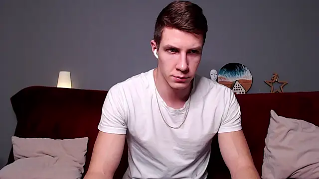 Snapshot of Chris_Brien chatting on February 24, 3:42 pm Chris Brien online show from February 24, 3:42 pm