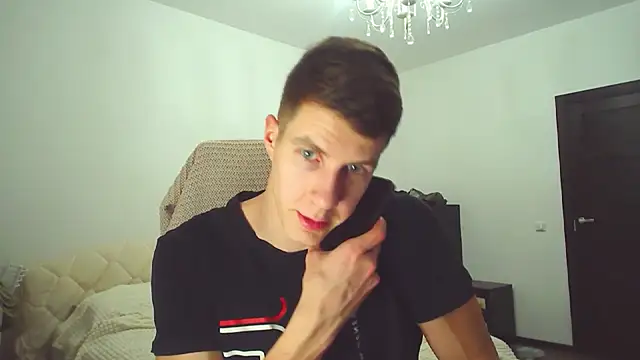 Chris Brien online show from February 28, 12:33 am