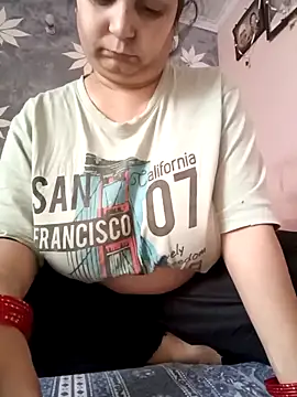 Kavya kapoor online show from November 16, 4:40 am