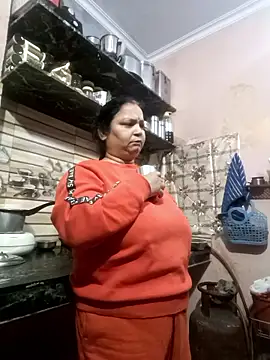 Kavya kapoor online show from January 8, 3:31 am