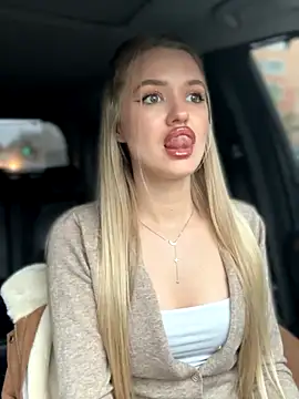 Devill Angel  online show from December 1, 9:47 am