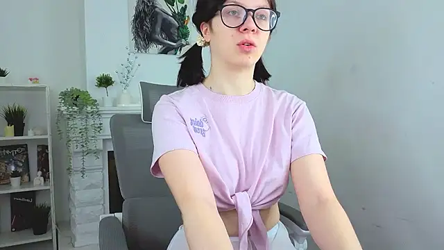 Baby Evalena online show from February 10, 9:02 am