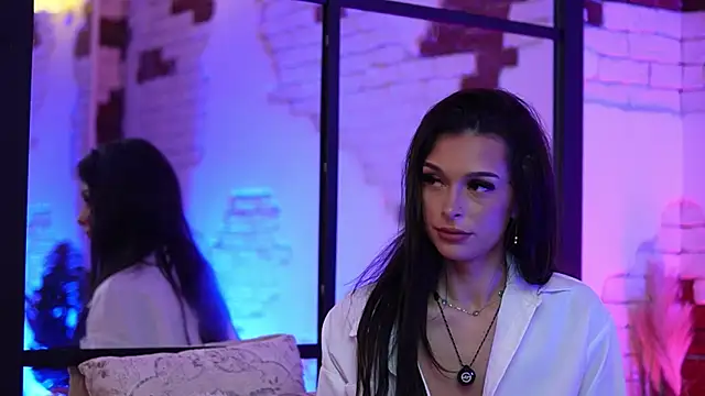 Snapshot of AngelinaCapri chatting on February 13, 2:34 am AngelinaCapri online show from February 13, 2:34 am