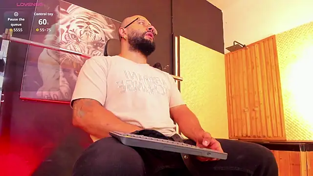 Luke  09 online show from November 30, 11:14 am