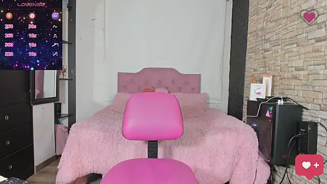 kitty queen10 online show from January 9, 6:17 am