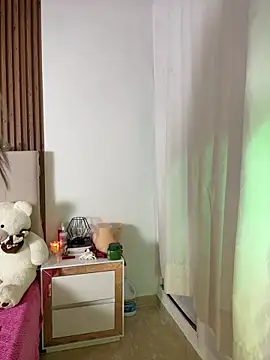 littlemelodi18 online show from June 5, 10:26 pm