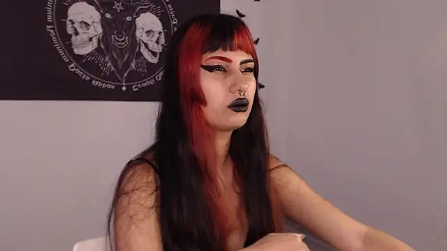 Snapshot of Little-Lucifer chatting on January 15, 5:05 pm Little-Lucifer online show from January 15, 5:05 pm