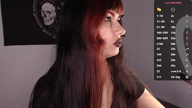 Snapshot of Little-Lucifer chatting on February 28, 8:50 pm Little-Lucifer online show from February 28, 8:50 pm