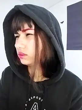 Snapshot of Little-Lucifer chatting on September 28, 6:24 pm Little-Lucifer online show from September 28, 6:24 pm