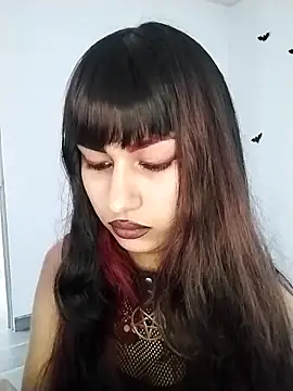 Snapshot of Little-Lucifer chatting on October 4, 6:39 pm Little-Lucifer online show from October 4, 6:39 pm