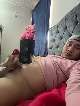 ZMalco2Hend8 online show from February 7, 10:13 pm