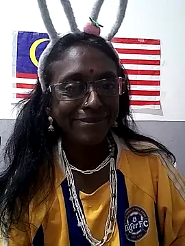 mamakarma1403 online show from October 28, 4:31 pm