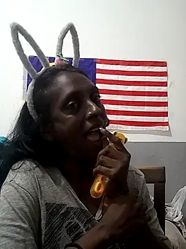 mamakarma1403 online show from November 8, 1:11 pm