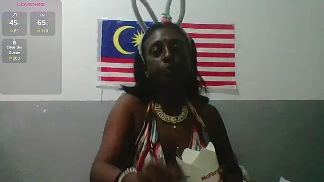 mamakarma1403 online show from February 10, 2:43 pm