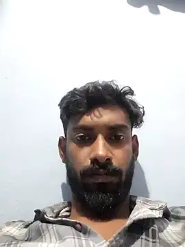 Snapshot of tamilbull07 chatting on January 28, 1:59 pm tamilbull07 online show from January 28, 1:59 pm