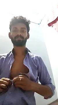 Snapshot of tamilbull07 chatting on February 1, 5:37 pm tamilbull07 online show from February 1, 5:37 pm