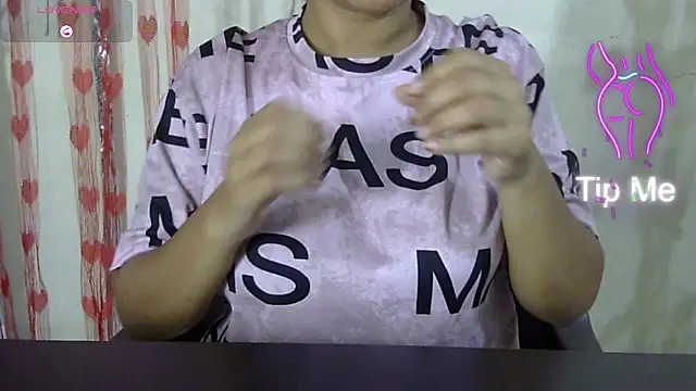 Preeti-Sexy online show from November 29, 4:48 am