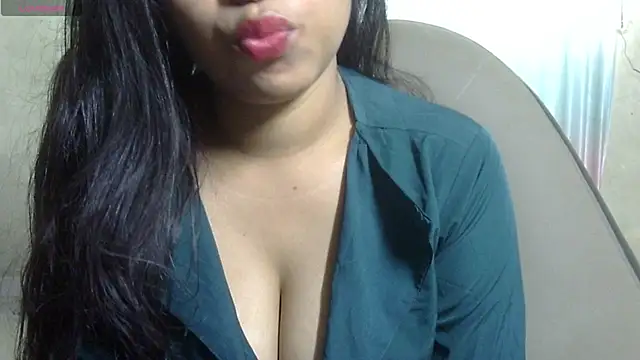 Preeti-Sexy online show from March 18, 5:54 am