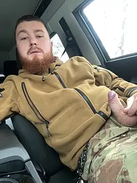 Snapshot of Artur6663 chatting on December 15, 10:18 am Artur6663 online show from December 15, 10:18 am