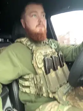 Snapshot of Artur6663 chatting on December 24, 9:39 am Artur6663 online show from December 24, 9:39 am