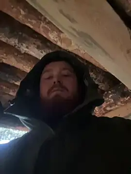 Snapshot of Artur6663 chatting on December 26, 11:32 am Artur6663 online show from December 26, 11:32 am