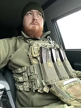 Snapshot of Artur6663 chatting on January 19, 11:34 am Artur6663 online show from January 19, 11:34 am