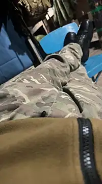 Snapshot of Artur6663 chatting on February 24, 11:32 am Artur6663 online show from February 24, 11:32 am