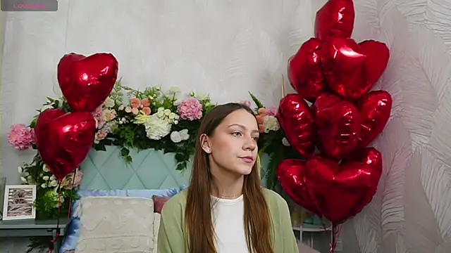 AliceBrayan online show from February 14, 5:10 pm