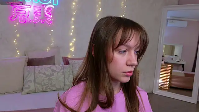 AliceBrayan online show from April 17, 5:05 pm