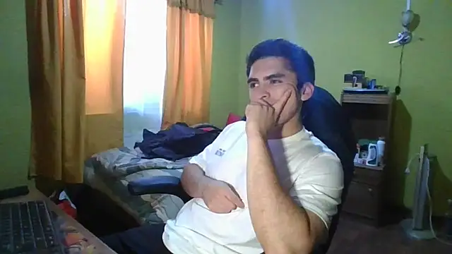 r paulo25 online show from December 27, 11:10 pm