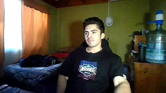 r paulo25 online show from February 9, 11:31 pm