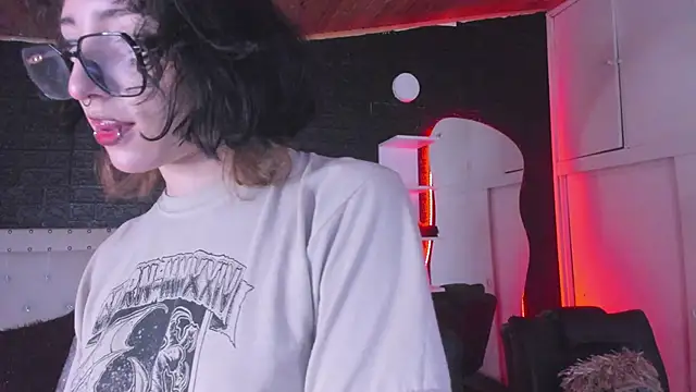 Ghosty Doll online show from January 18, 8:09 pm