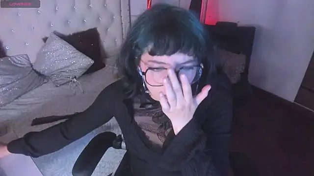 Ghosty Doll online show from March 12, 8:10 pm