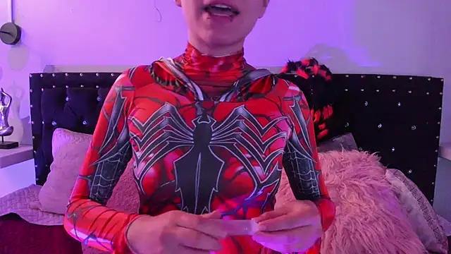 Ghosty Doll online show from October 18, 1:01 pm