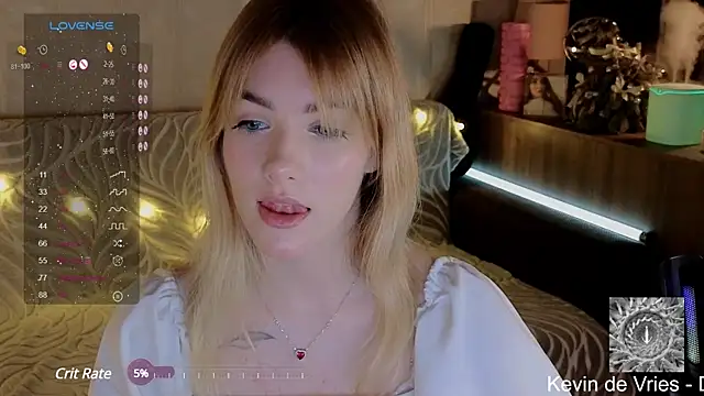 Snapshot of SpiceJessy chatting on December 12, 4:53 pm SpiceJessy online show from December 12, 4:53 pm
