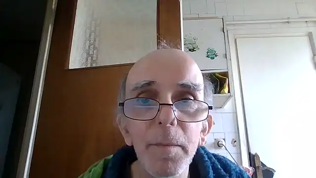mariusica1xh online show from April 11, 9:46 am