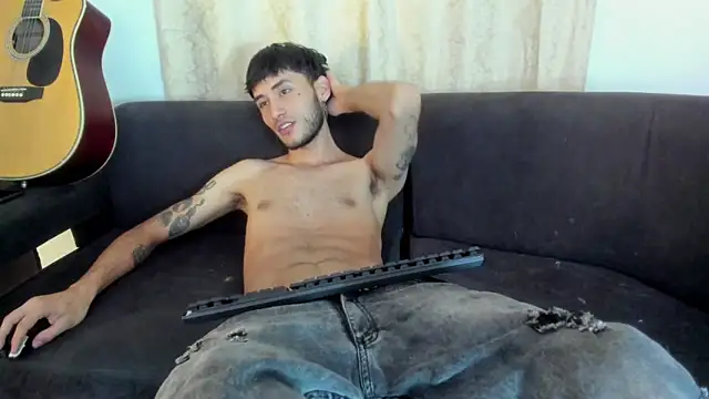 Henrikk senn online show from November 8, 11:32 am