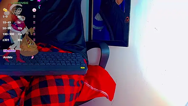 nicol gill  online show from December 14, 5:14 pm