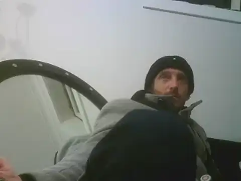 PocoLoco420 online show from January 8, 9:50 pm