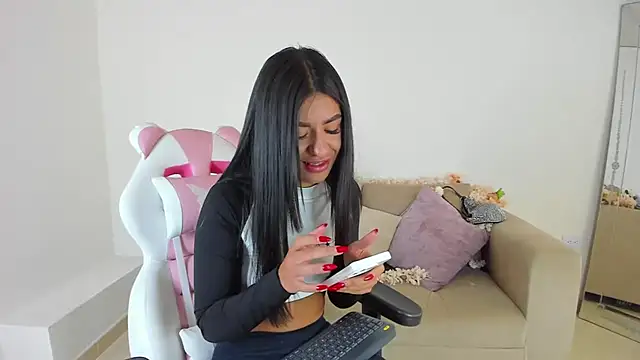 Charlotte cowell sub1  online show from March 8, 4:50 pm