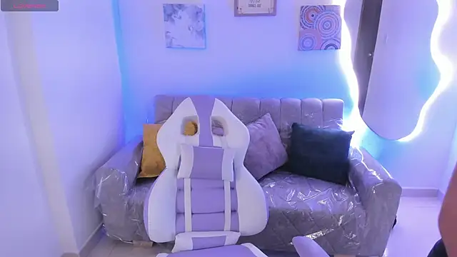 Charlotte cowell sub1  online show from October 13, 7:47 pm