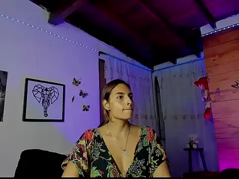 Snapshot of mykaelahoney chatting on February 10, 5:22 am mykaelahoney online show from February 10, 5:22 am