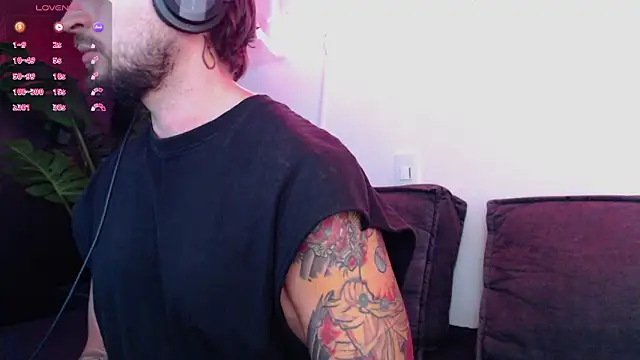 marco allison43 online show from December 4, 8:50 pm