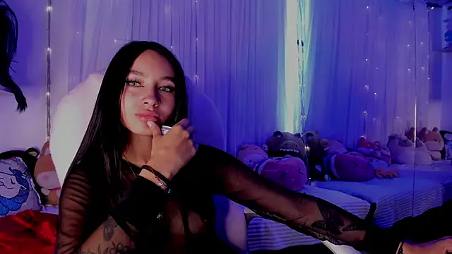 Snapshot of sophie_ws chatting on December 24, 6:39 pm sophie ws online show from December 24, 6:39 pm