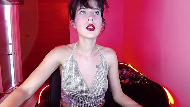 Snapshot of bellatrix25 chatting on February 4, 12:19 am bellatrix25 online show from February 4, 12:19 am