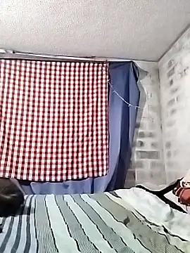 CafeCaliente69 online show from December 30, 1:37 am