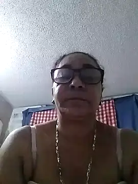 CafeCaliente69 online show from January 7, 1:49 am