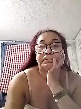 CafeCaliente69 online show from January 9, 2:43 am