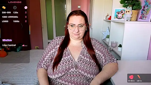 lovely adelle online show from November 21, 8:35 am